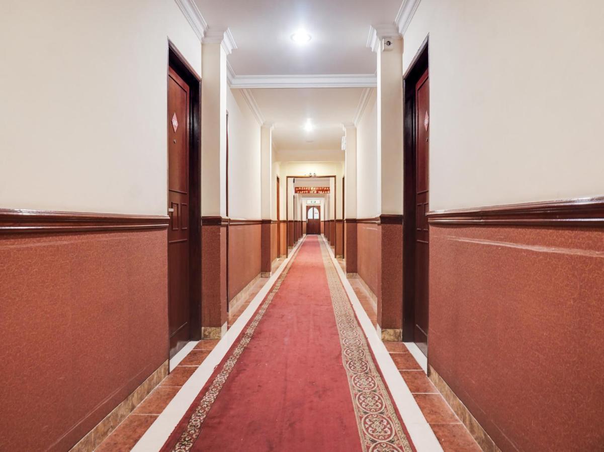 3 Putra Bi Executive Hotel Jakarta Luaran gambar